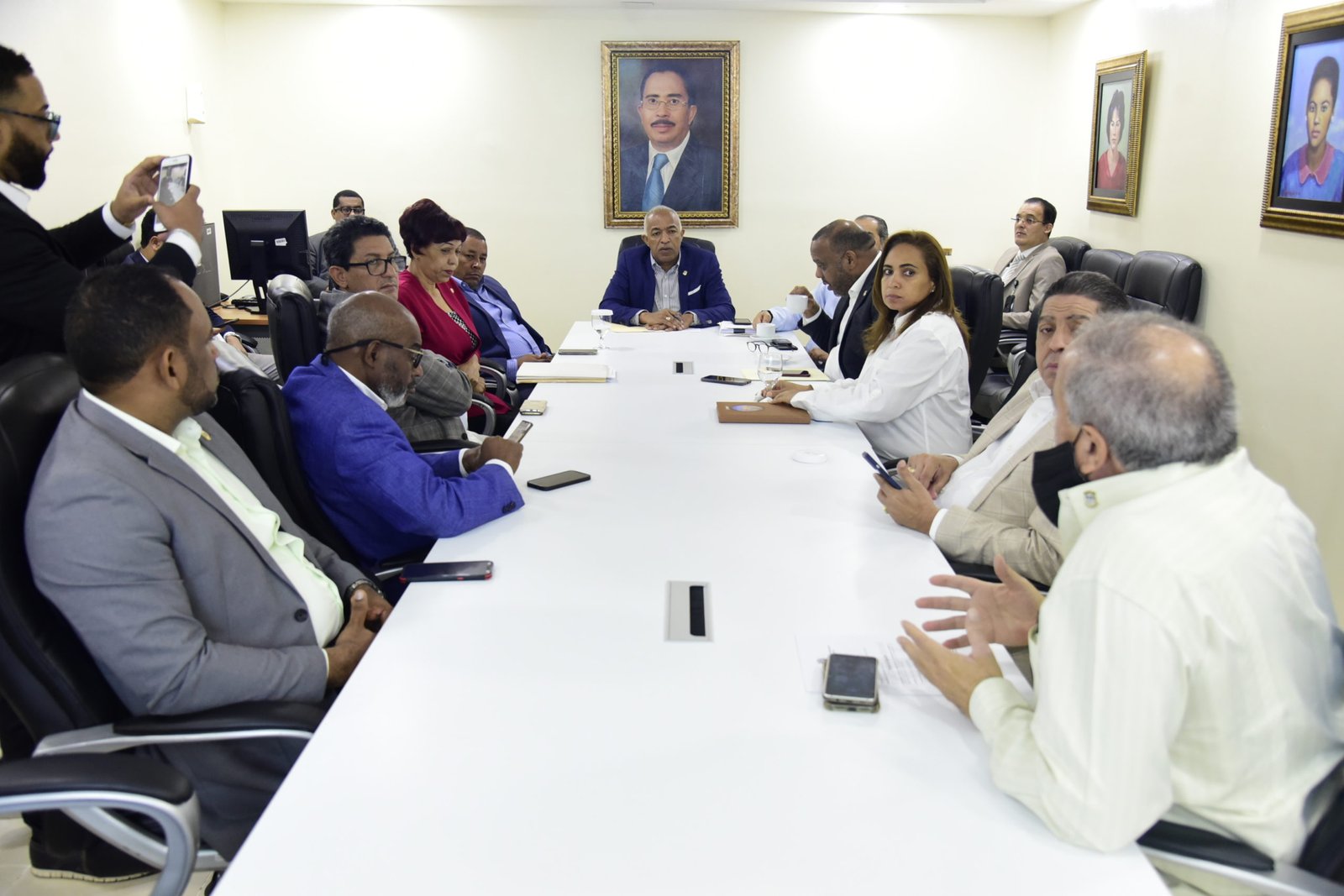 EB568AA4-03B0-45DA-A39B-ACD932505F3A