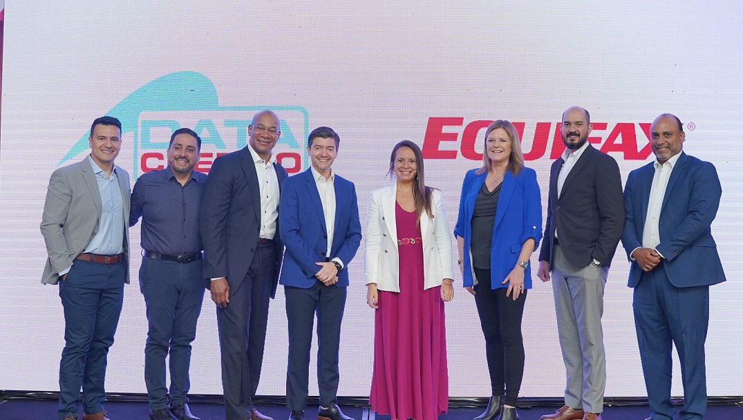 Equipo Data Crédito by Equifax