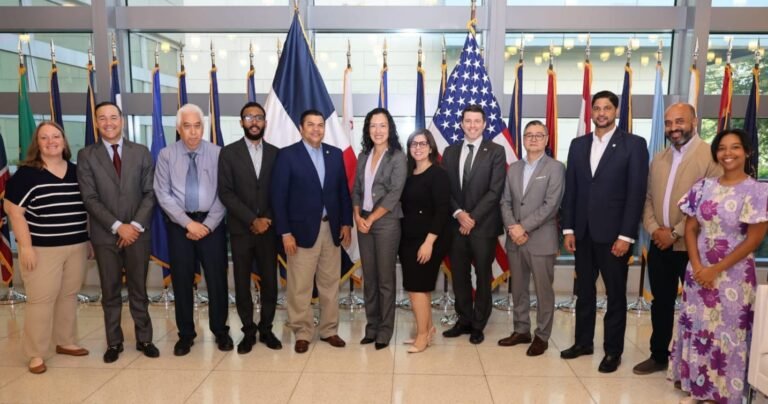 f6b6348a-0b18-4ac4-8b2d-8a37c935695a